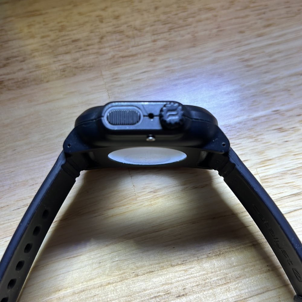 EUC Catalyst Apple Watch Case for Series 4 44mm - Picture 5 of 5